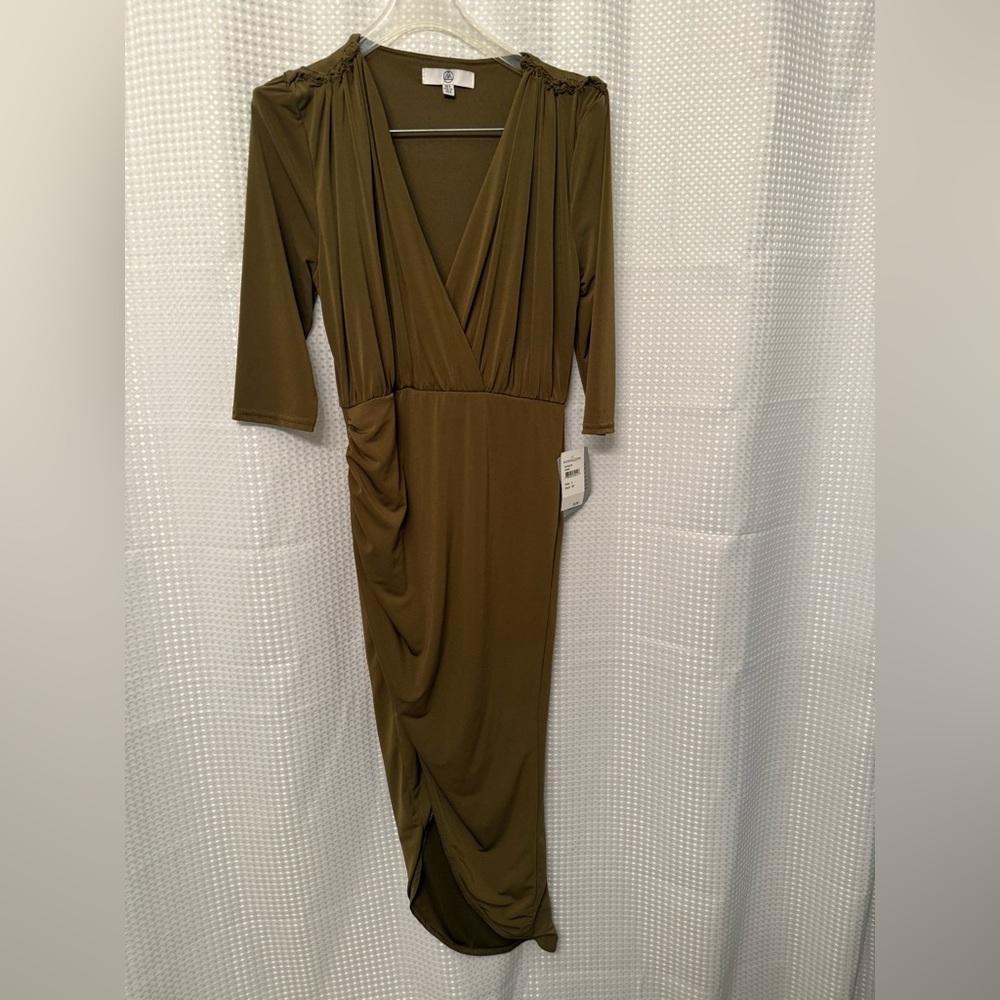 Missguided Olive Long Sleeve Dress